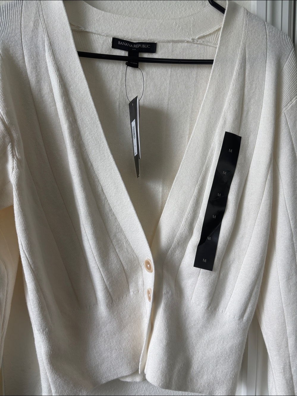 Banana Republic Ivory V-Neck Button Front Cardigan - Picture 2 of 3